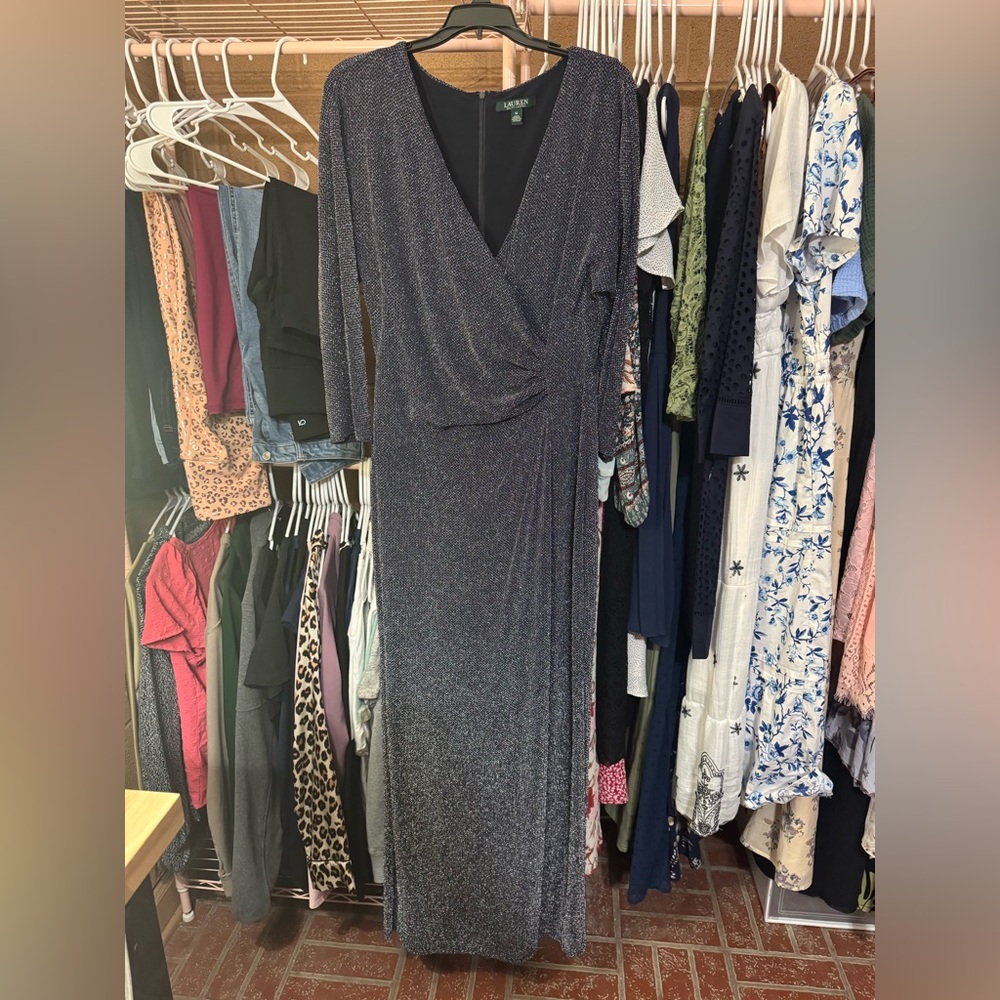 Lauren Ralph Lauren Gray Sheath Dress V-neck 3/4 Sleeve